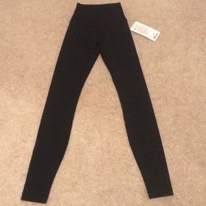 Brand new Lulu Lemon Wunder Under HR Tight